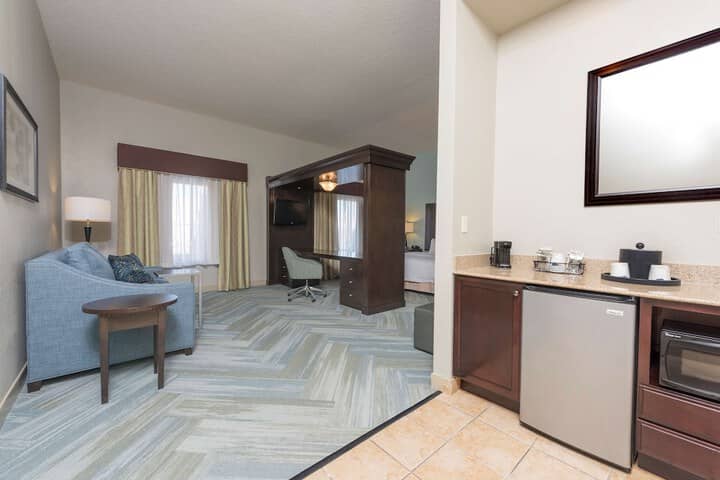 Room 15 of 35